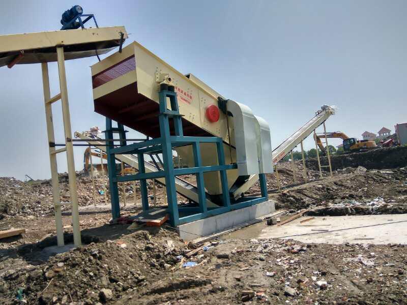 建筑垃圾筛分机提升再生骨料品质推动行业发展”